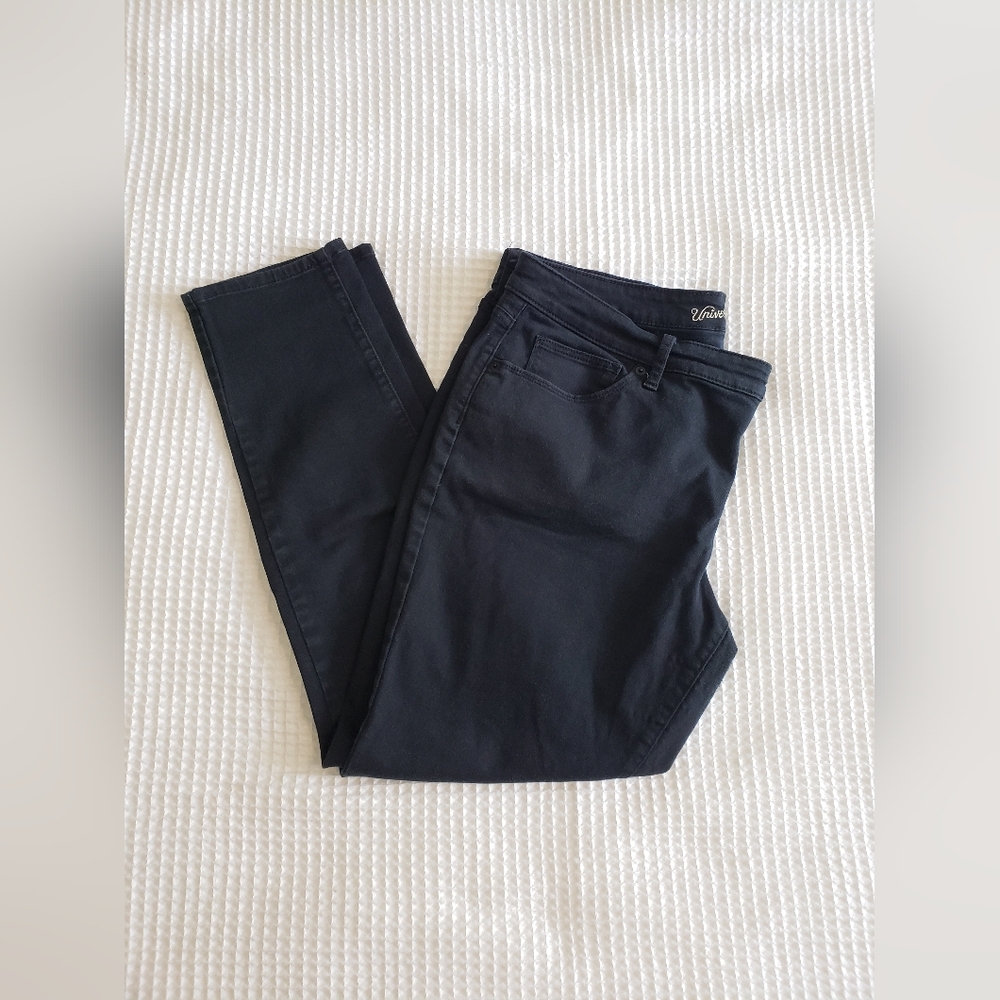 Universal Thread Black Skinny Jeans